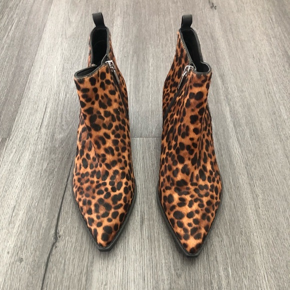 New Without Tags Marc Fisher Obrraly Leopard Cheetah Print Booties - Picture 3 of 8
